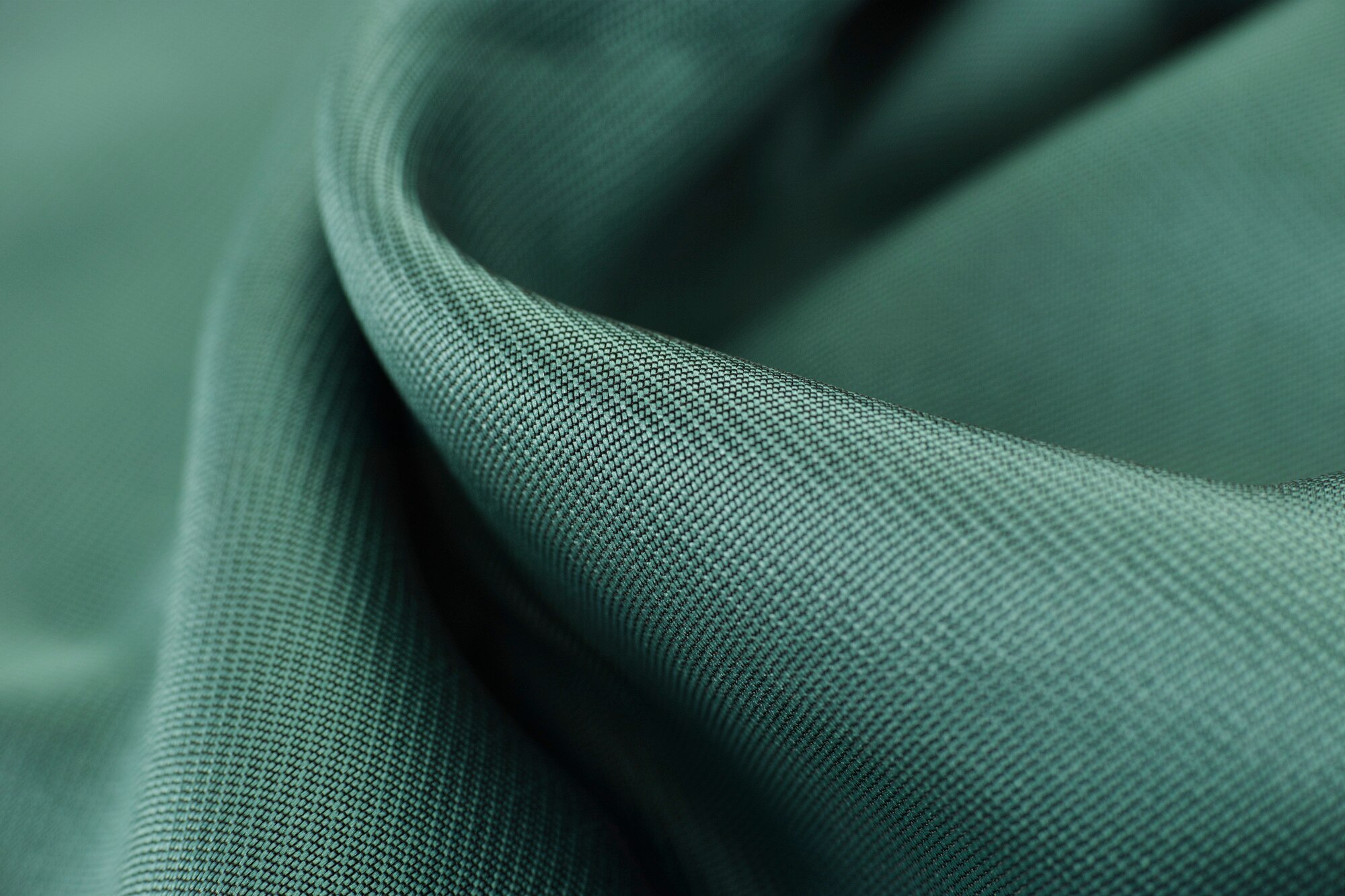 is polyester bad for your skin